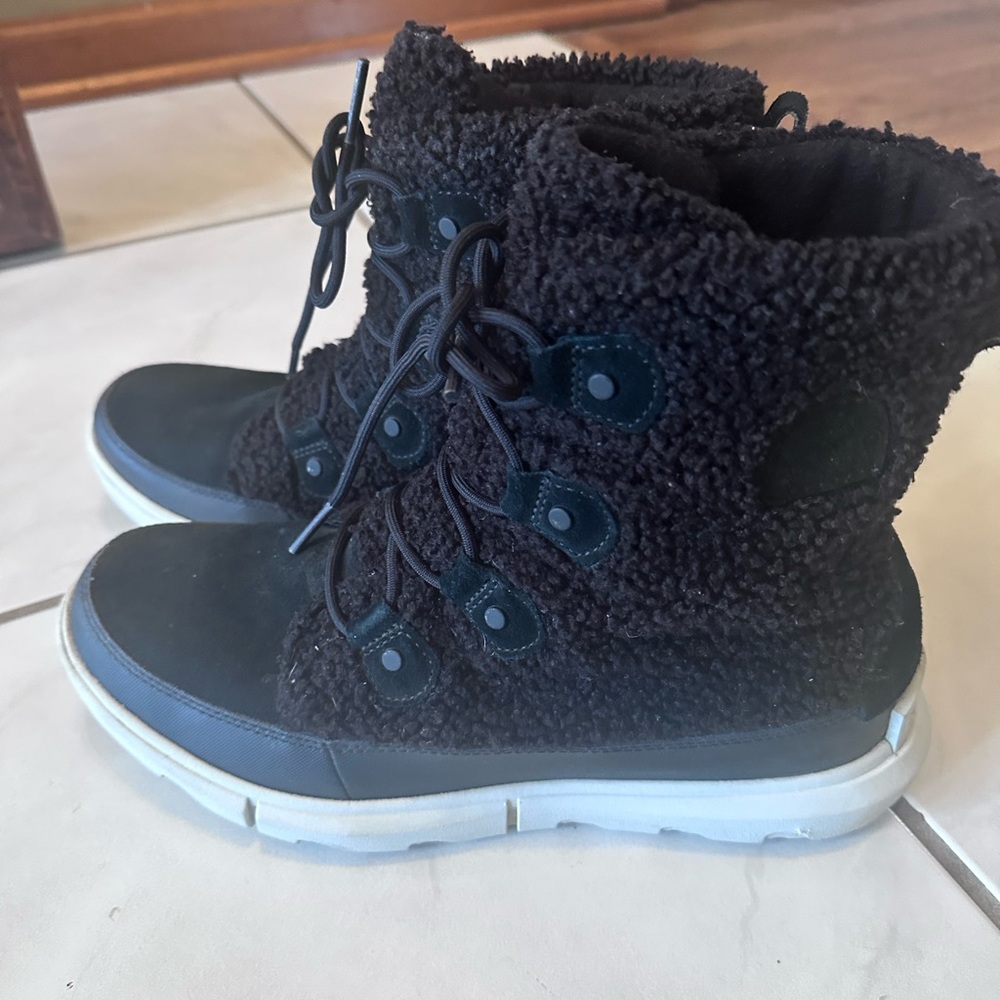 Sorel Women's Explorer II Joan 'Black' Cozy Boot.